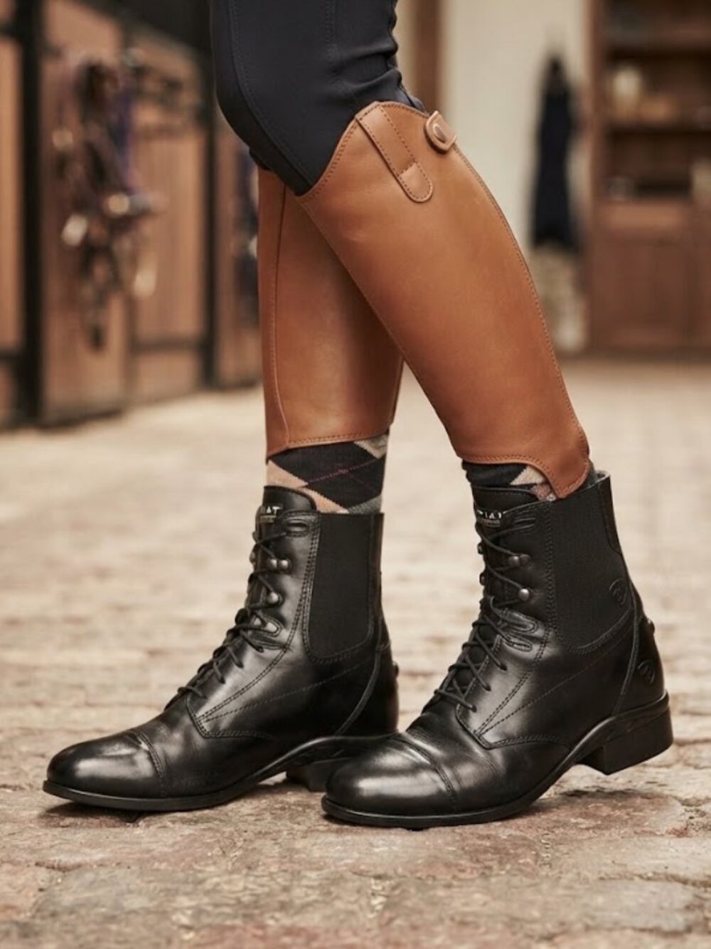 Ariat Black Leather Scout Paddock Women's 4LR Riding Boots - Size 9.5